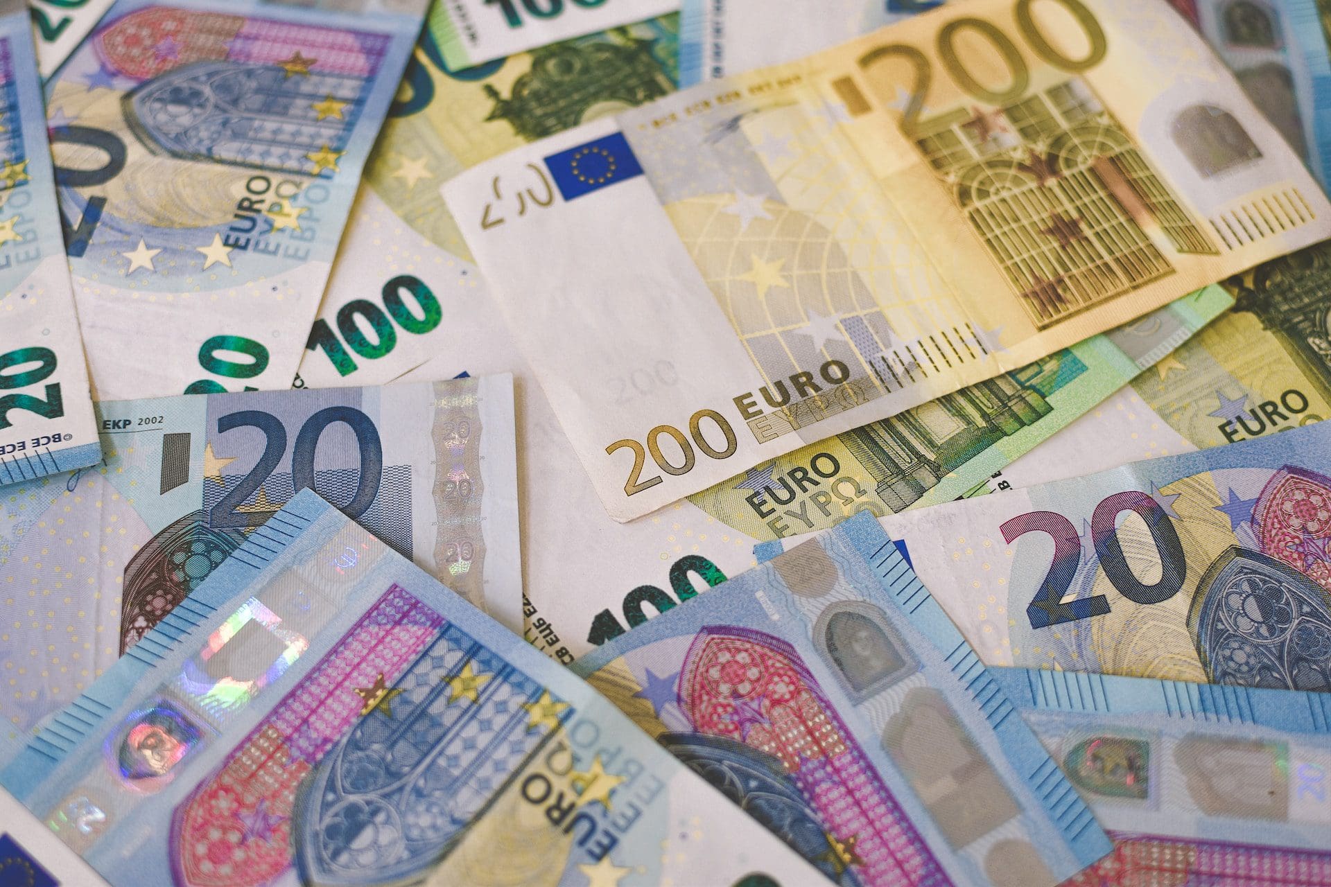 Survey: Majority of Germans in favor of unconditional basic income